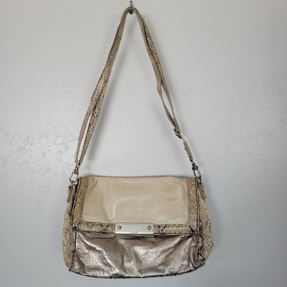 The Sak 100% Leather Shoulder Bag Beige Cream Fold Over Purse Metallic Snakeskin